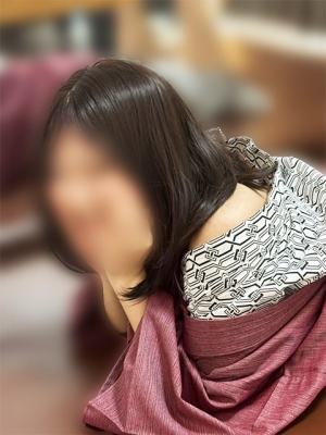 芽衣